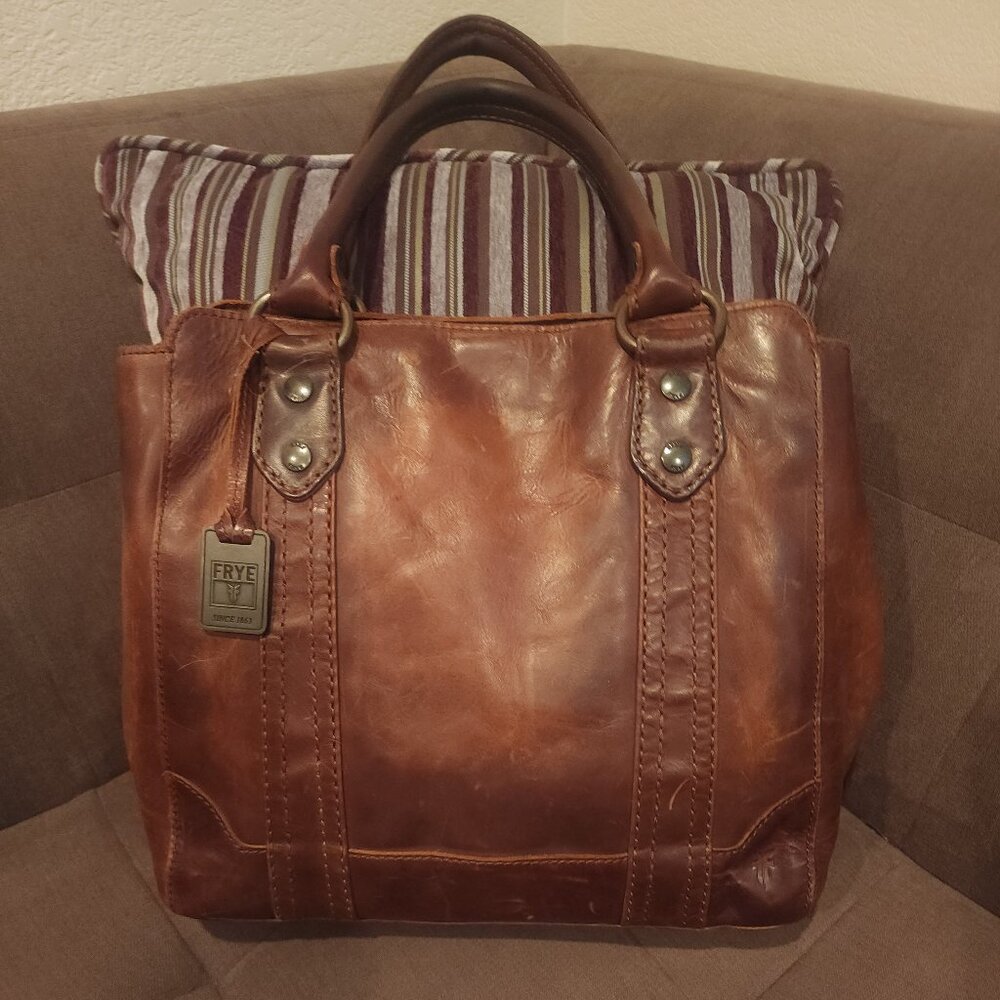 Frye Melissa Rich Brown Distressed Leather Large Tote Shoulder Bag Style 34DB138